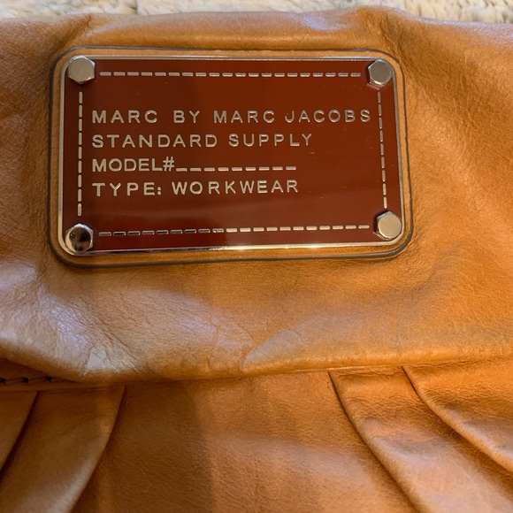 Marc by Marc Jacobs Twisted Q Hobo Bag - Picture 2 of 10